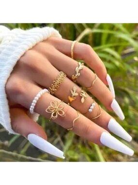 Boho Gold tone Floral Pearl Leaf Ring set